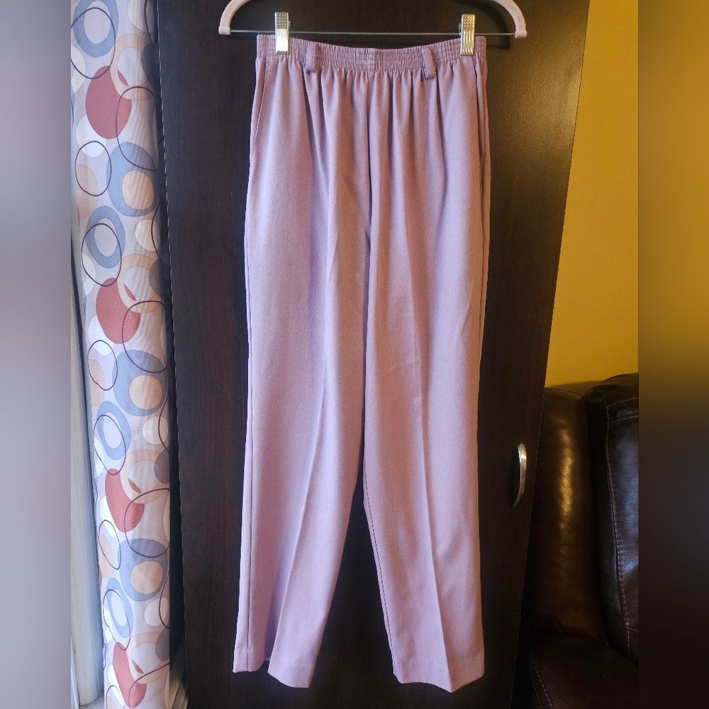 Alfred Dunner Deep Rose Colored Pants With Elastic Waistband Size 8